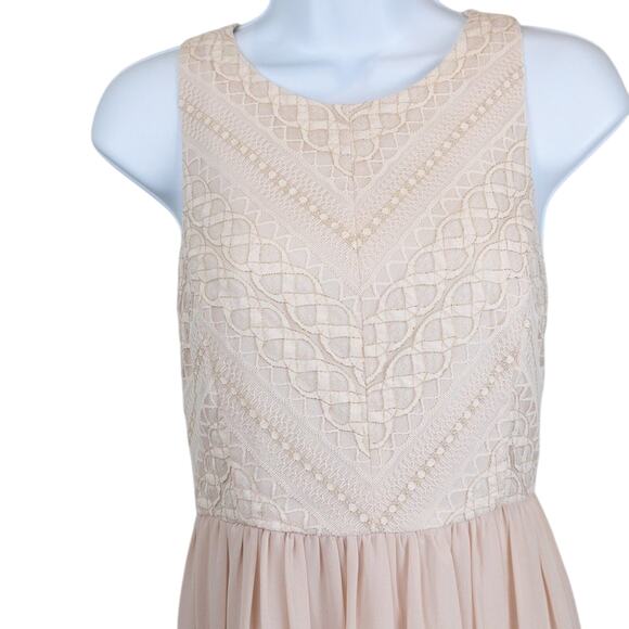 GIANNI Bini light pink/peach full length lace bodice formal dress. 4. - Picture 11 of 13